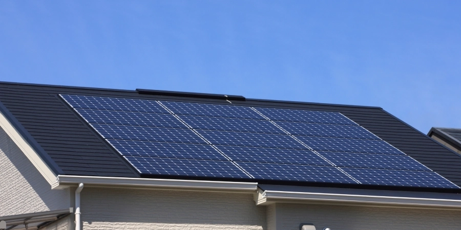 Nettoyage de panneaux photovoltaïques : pourquoi et comment ?